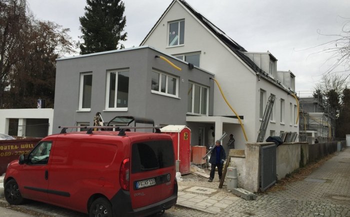 Bau